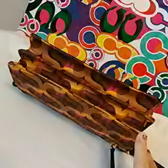 New Vera Bradley Retro print small purse - Picture 8 of 8